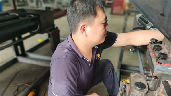 「科瑪森人物故事」侯洪威——在勤奮中成長，滋生向上的力量